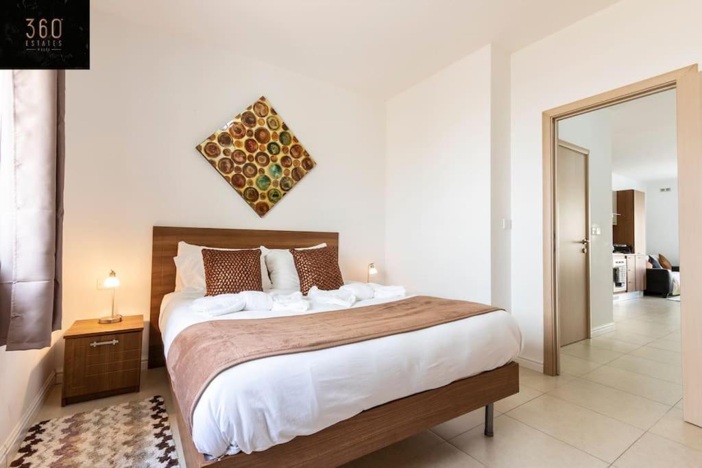 Beautiful, Top Notch 1 Bedroom Apt Just Off The Coast By 360 Estates เซนต์พอลส์เบย์ ภายนอก รูปภาพ