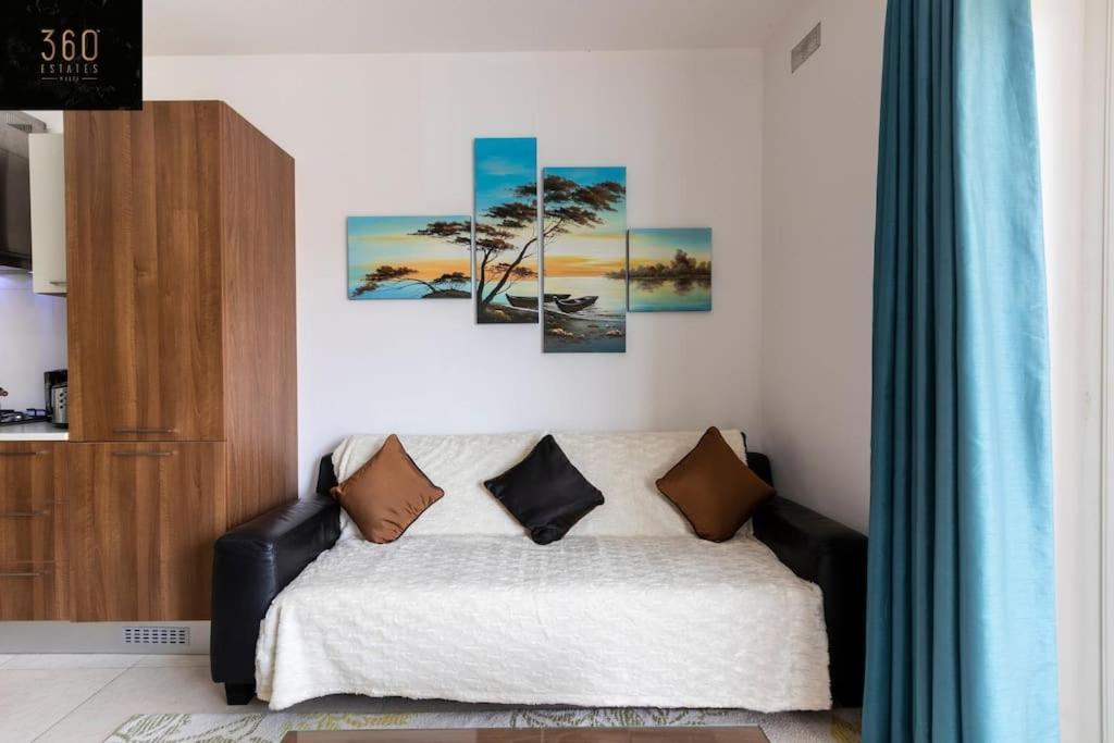 Beautiful, Top Notch 1 Bedroom Apt Just Off The Coast By 360 Estates เซนต์พอลส์เบย์ ภายนอก รูปภาพ